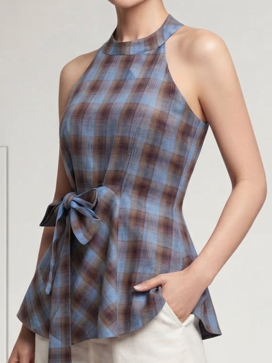 ModaFesta -Halter neckline